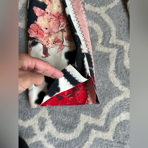 Roberto Cavalli Size 38 Floral Pants - Picture 7 of 8